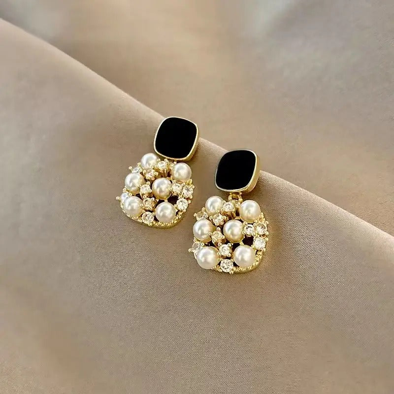 Square Pearl Earings
